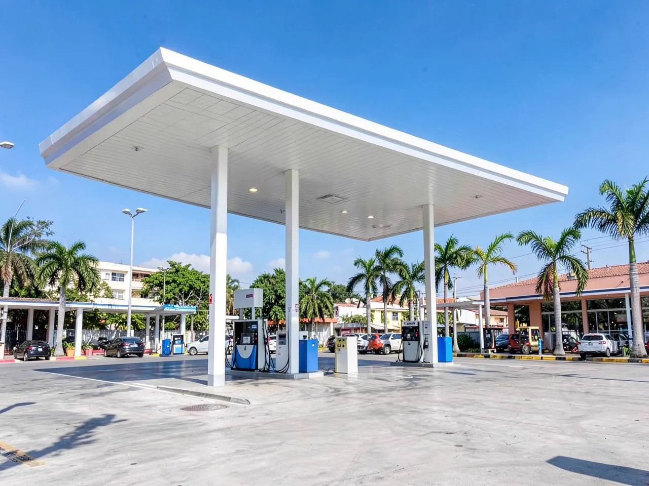 Estación San Luis de día